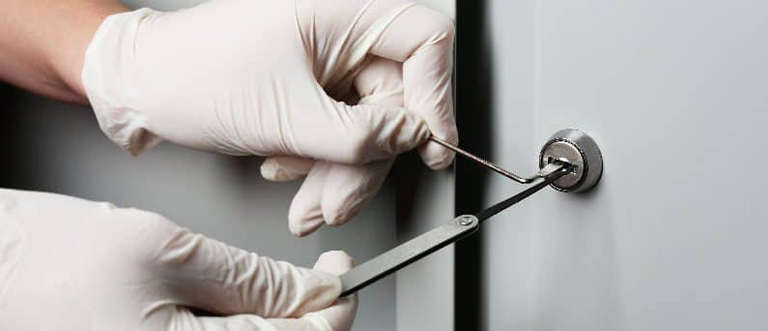 Commercial Emergency Locksmith Fairview